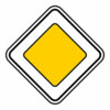 Цветной пример раскраски знак главная дорога